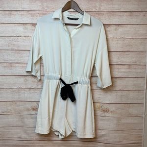 ✨5/$25✨ Zara • sheer white & black bow romper